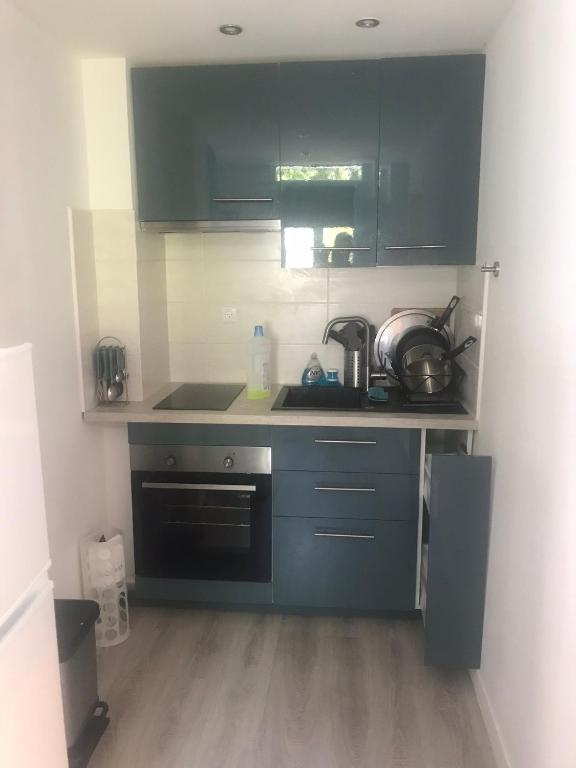 Cucina del monolocale, Villa Mon Rêve